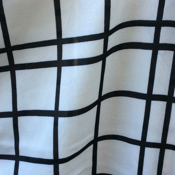 Banana Republic Ladies Blouse Shirt Top - Picture 3 of 6